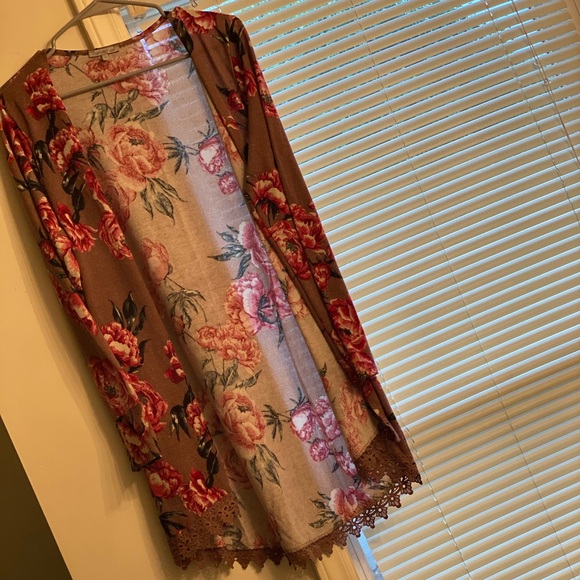 Floral Cardigan - Picture 1 of 3
